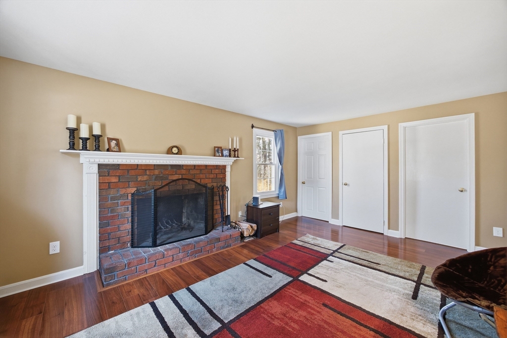 200 Nashua Rd Property Photo 24