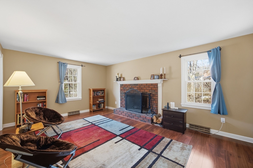 200 Nashua Rd Property Photo 25
