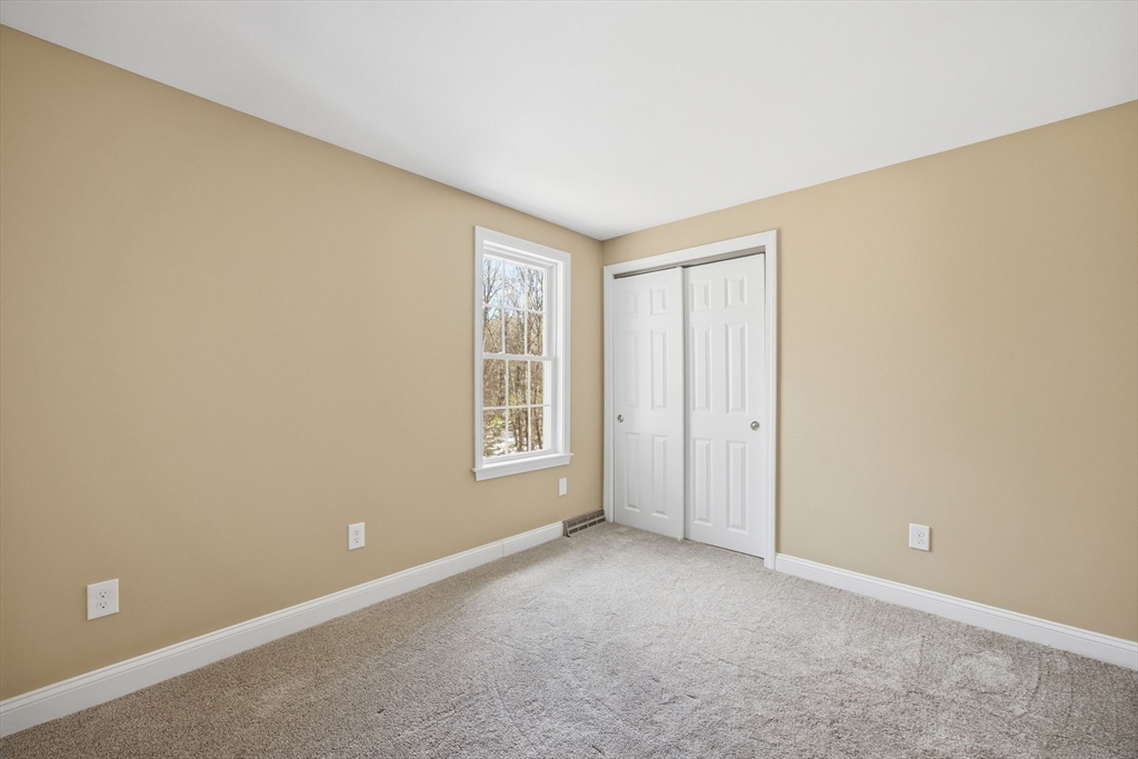 200 Nashua Rd Property Photo 38
