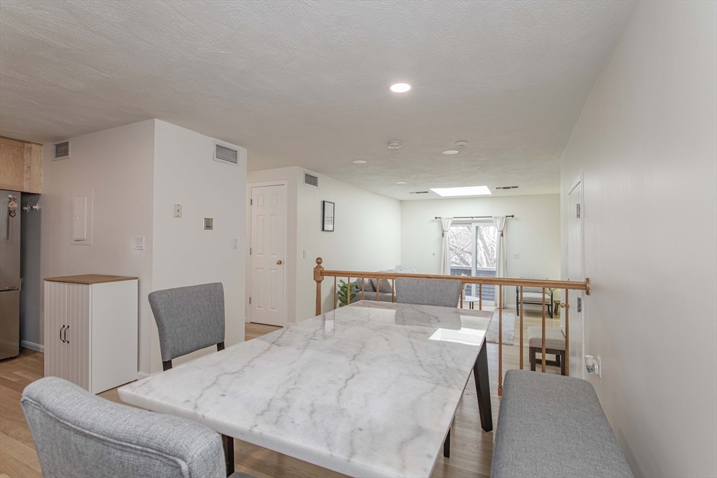 1210 Vfw Parkway # 11 Property Photo 16