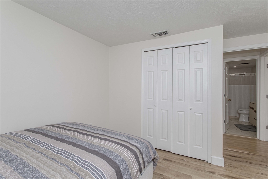 1210 Vfw Parkway # 11 Property Photo 23