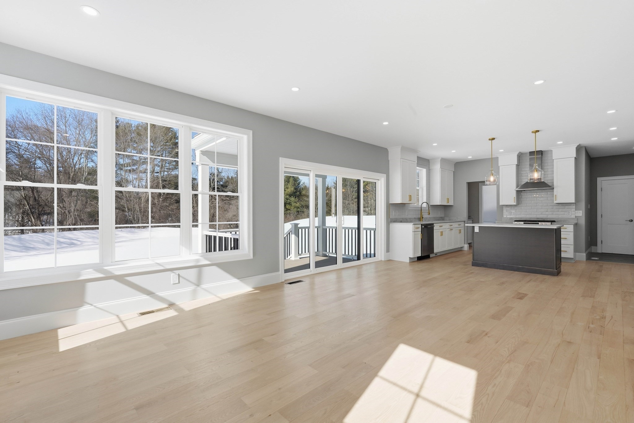 66 Parish Road # 4r Property Photo 11
