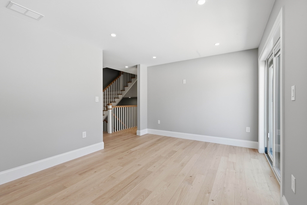 66 Parish Road # 4r Property Photo 28