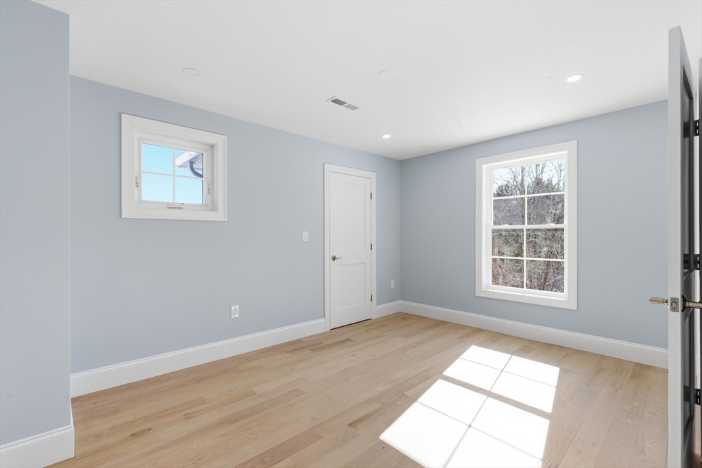 66 Parish Road # 4r Property Photo 33