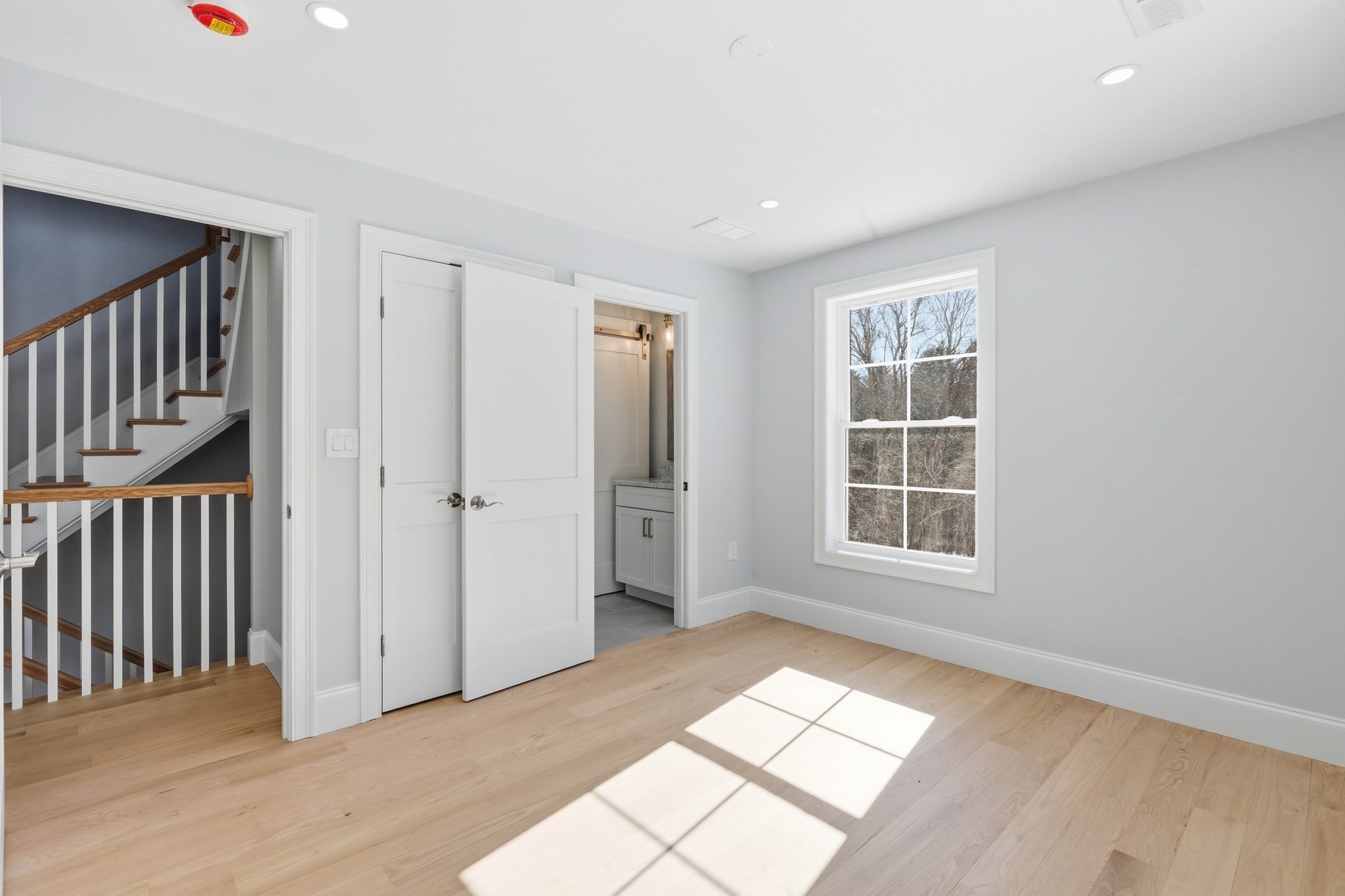 66 Parish Road # 4r Property Photo 36