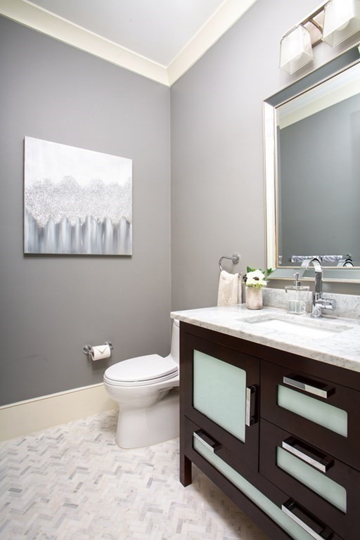 1580 Beacon St # 1580 Property Photo 5