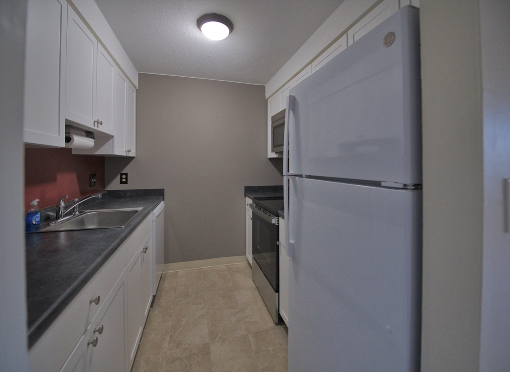 180 Main Street # 29 Property Photo 4