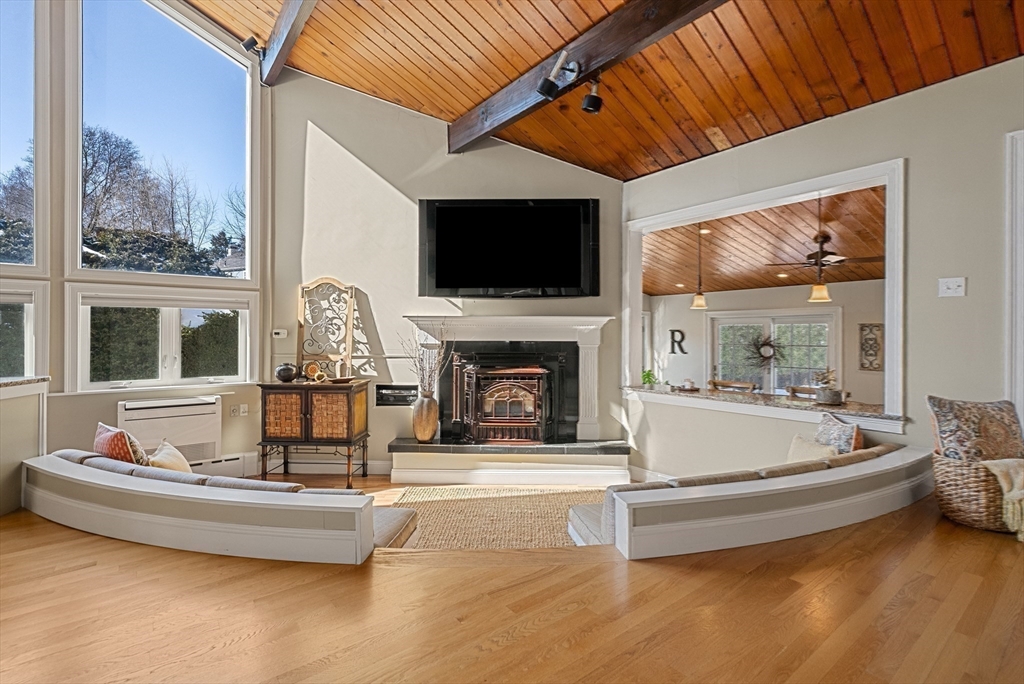 384 Brighton Street Property Photo 10