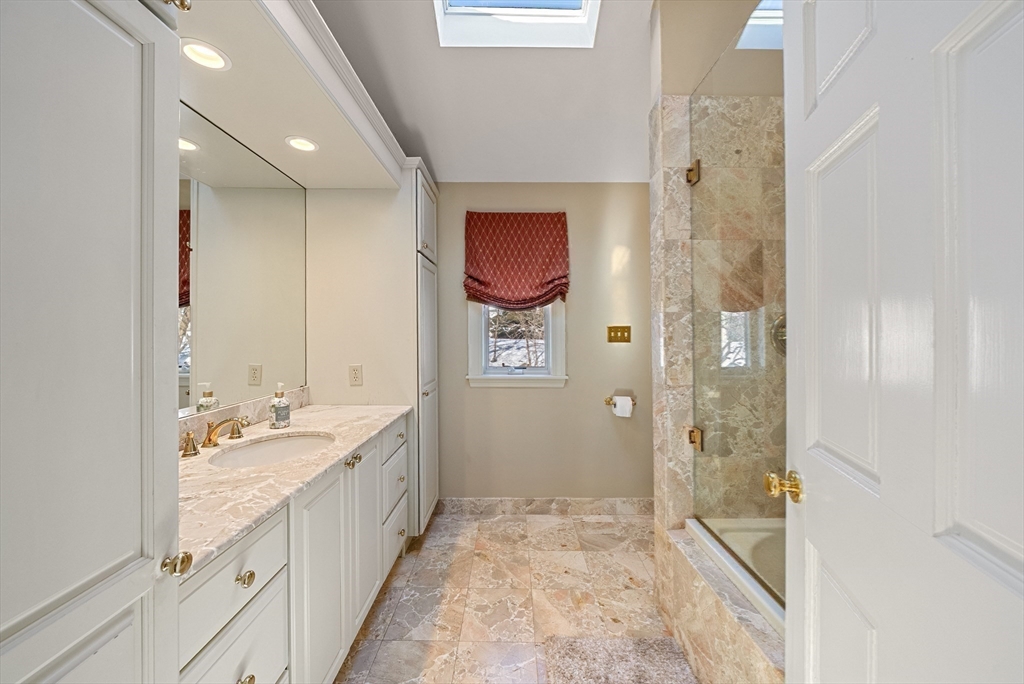 384 Brighton Street Property Photo 15