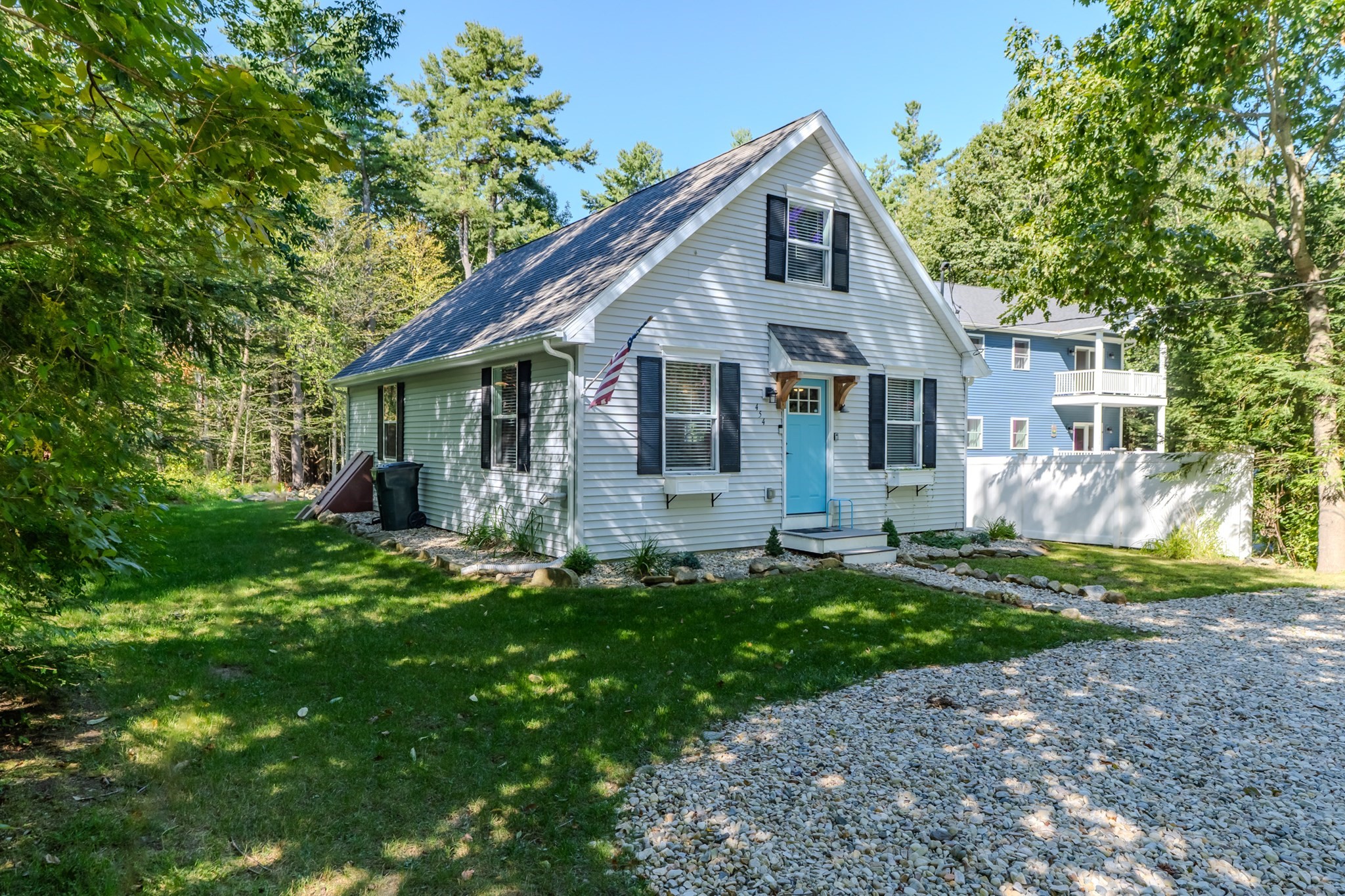 454 Pine Rd Property Photo 3