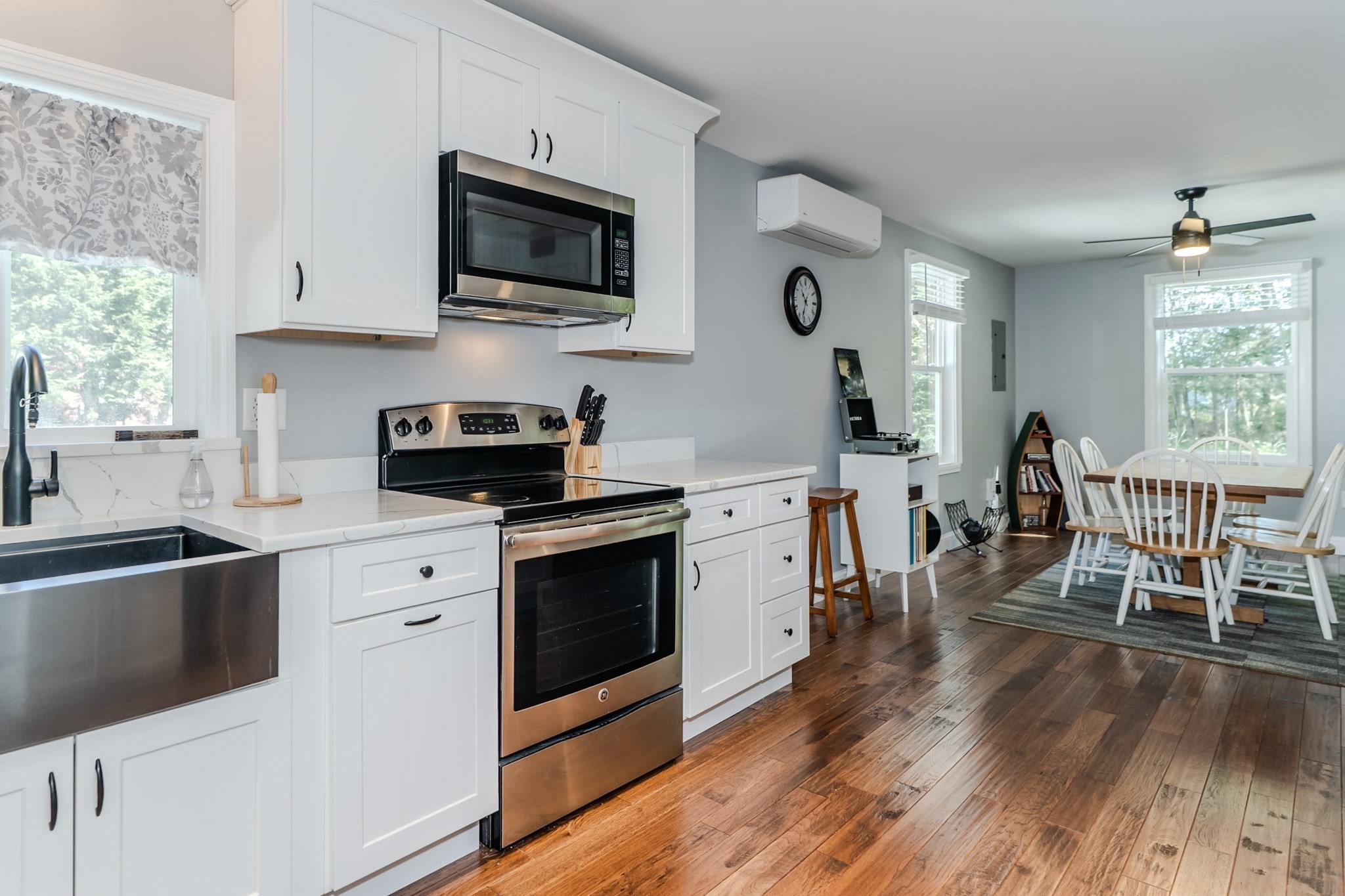 454 Pine Rd Property Photo 12