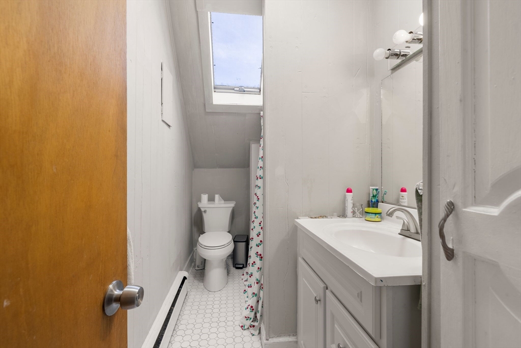 304 Shirley Street Property Photo 24