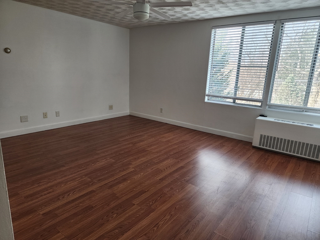 3 Longwood Drive # 107 Property Photo 11