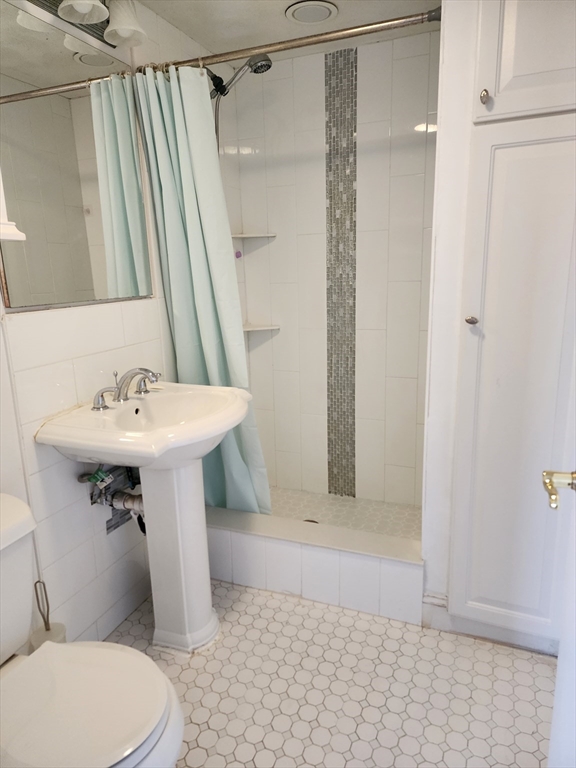 3 Longwood Drive # 107 Property Photo 13