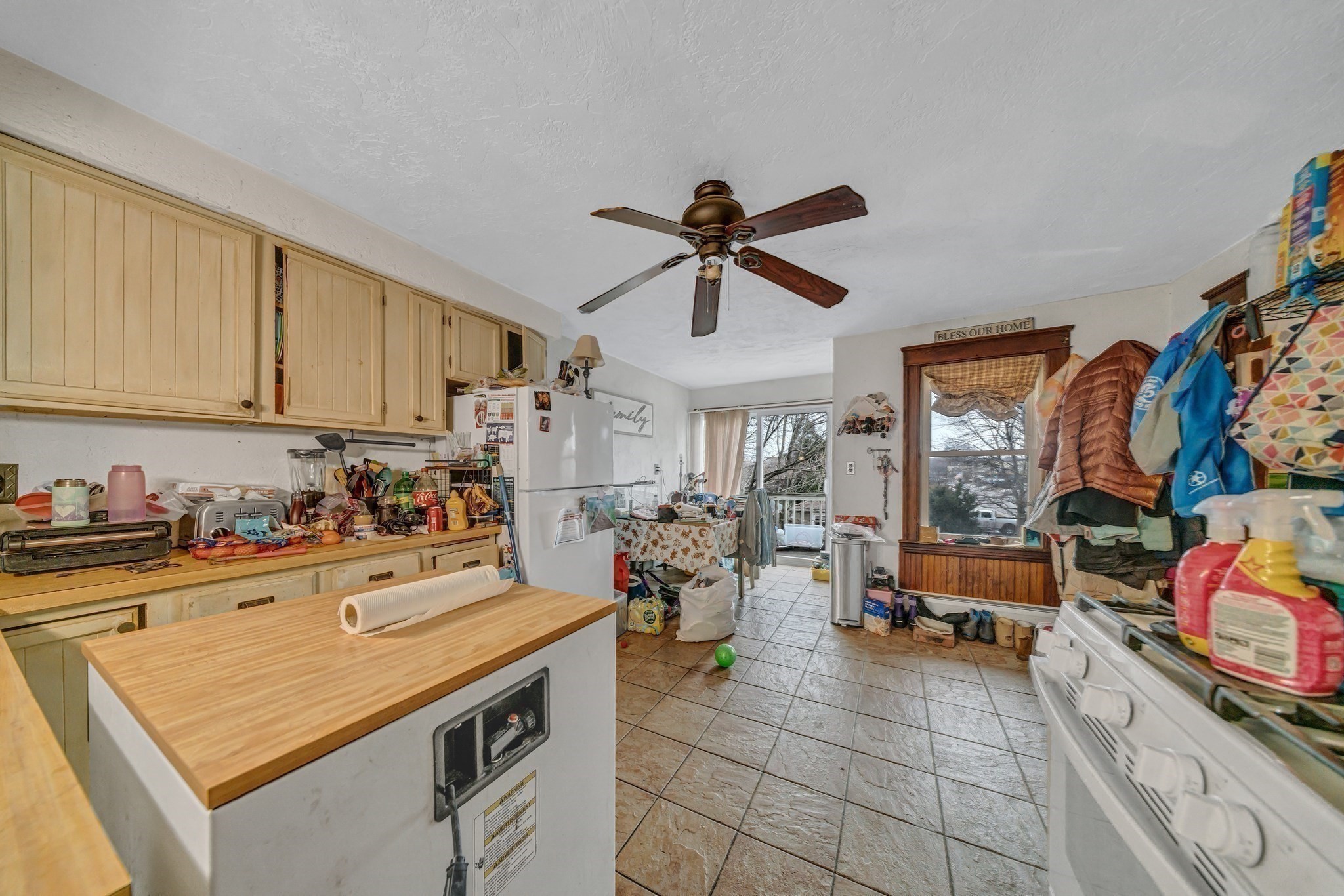30-32 Dewey Rd Property Photo 15