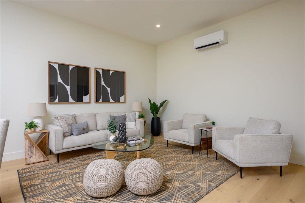 21 Tanglewood Road # 2 Property Photo 11