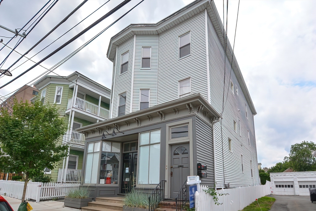 108 Beacon St # 1 Property Photo 12