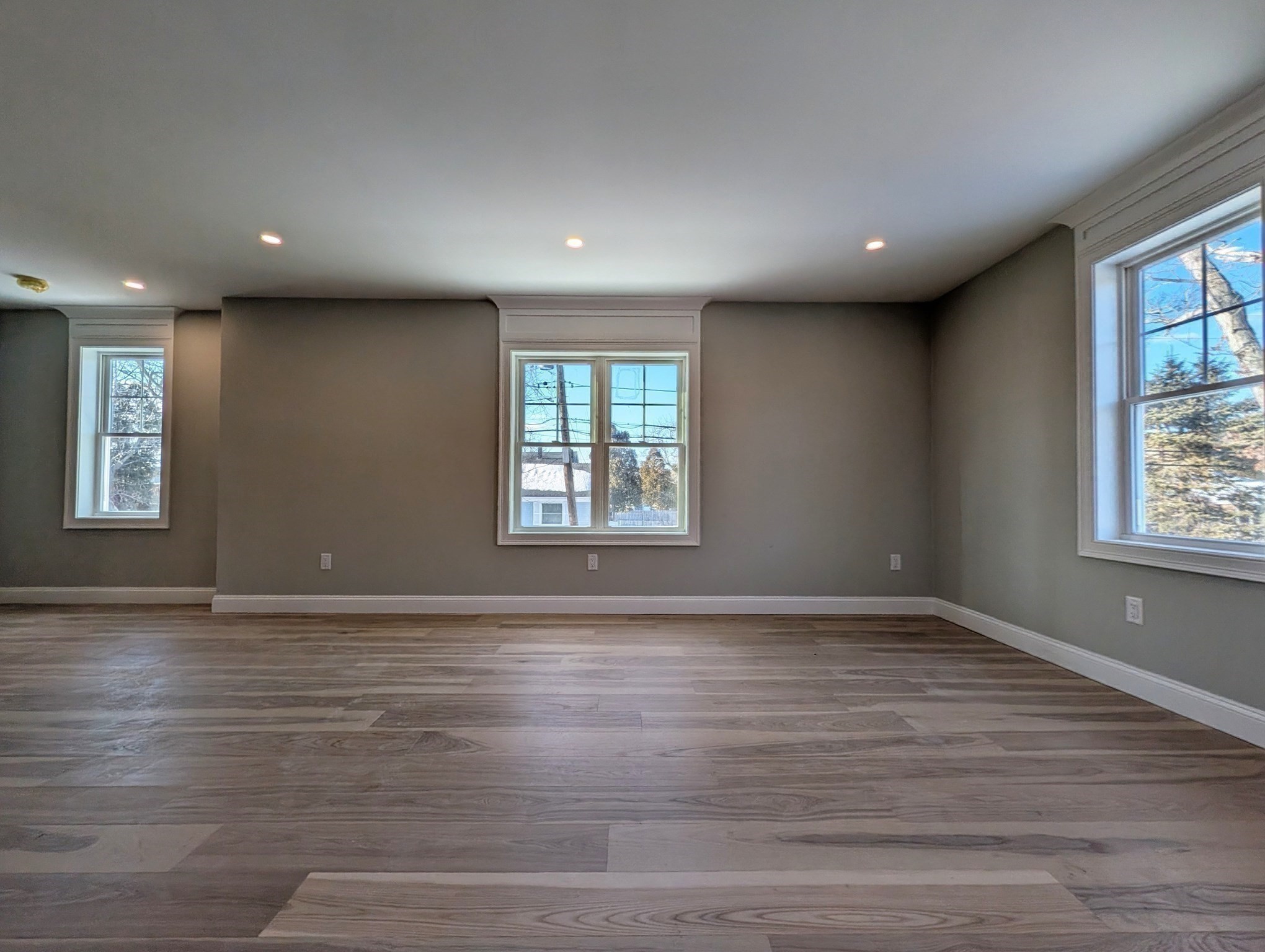 46 Holt Rd # A Property Photo 11
