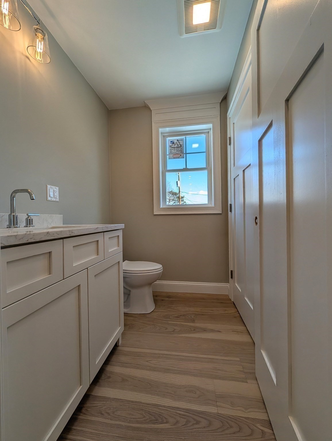 46 Holt Rd # A Property Photo 18