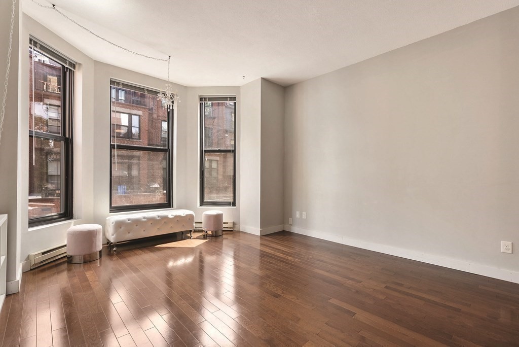 160 Commonwealth # 210 Property Photo 2