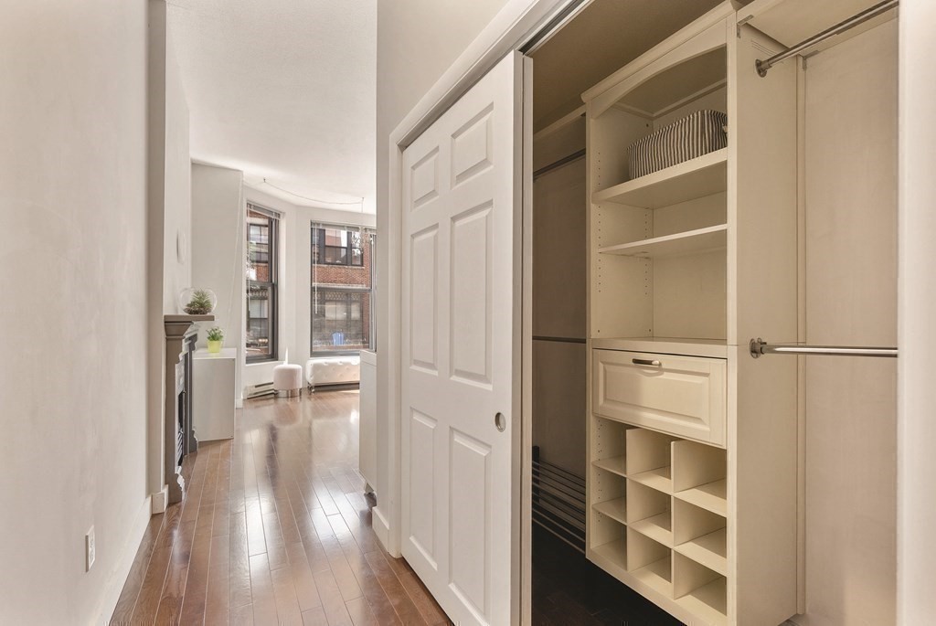 160 Commonwealth # 210 Property Photo 4