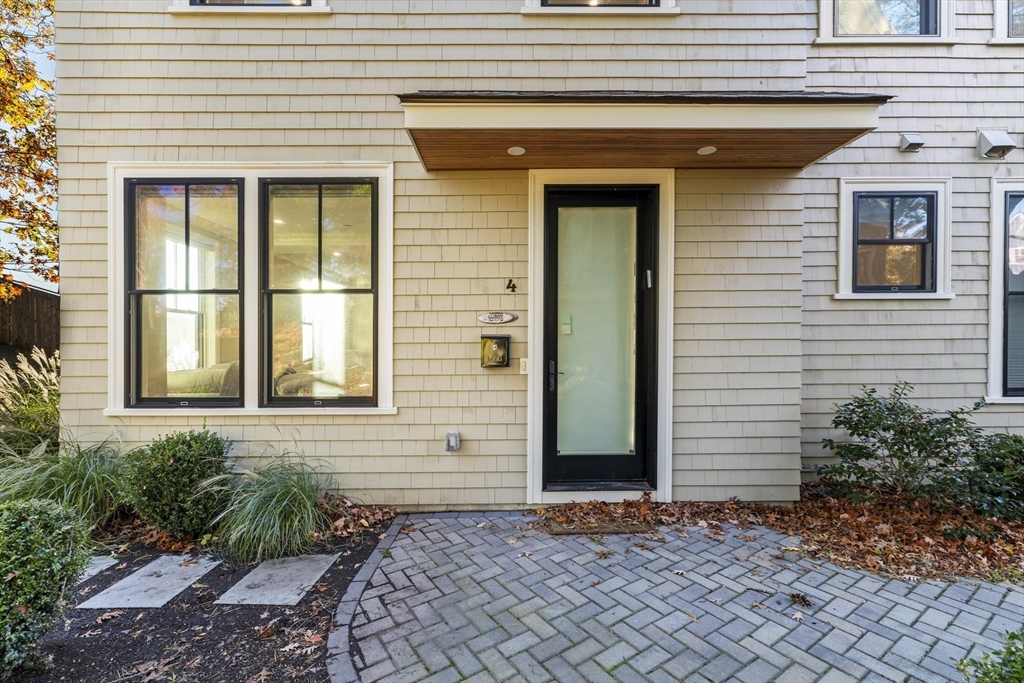 24 Selkirk # 4 Property Photo 20