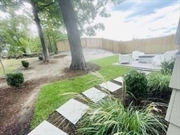 24 Selkirk # 4 Property Photo 24