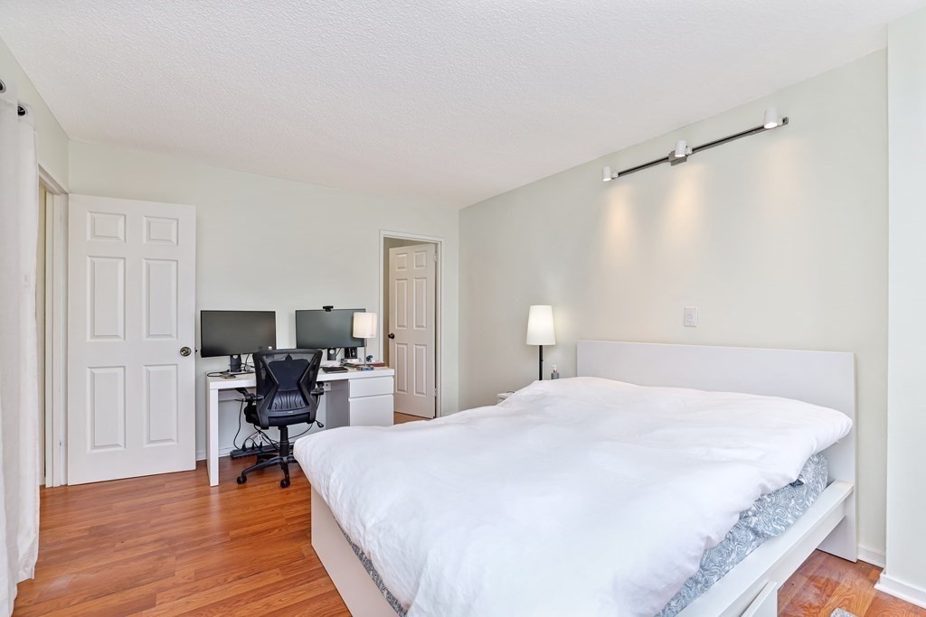 44 Washington St # 801 Property Photo 6