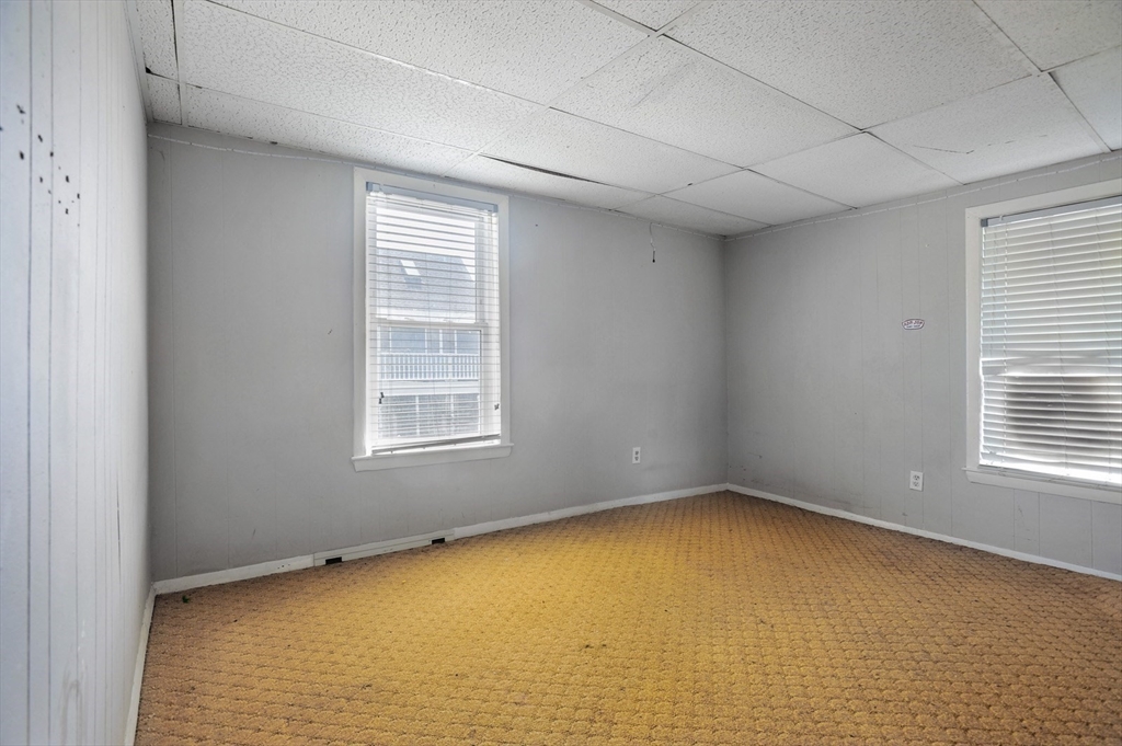 6 Montana Ave Property Photo 16