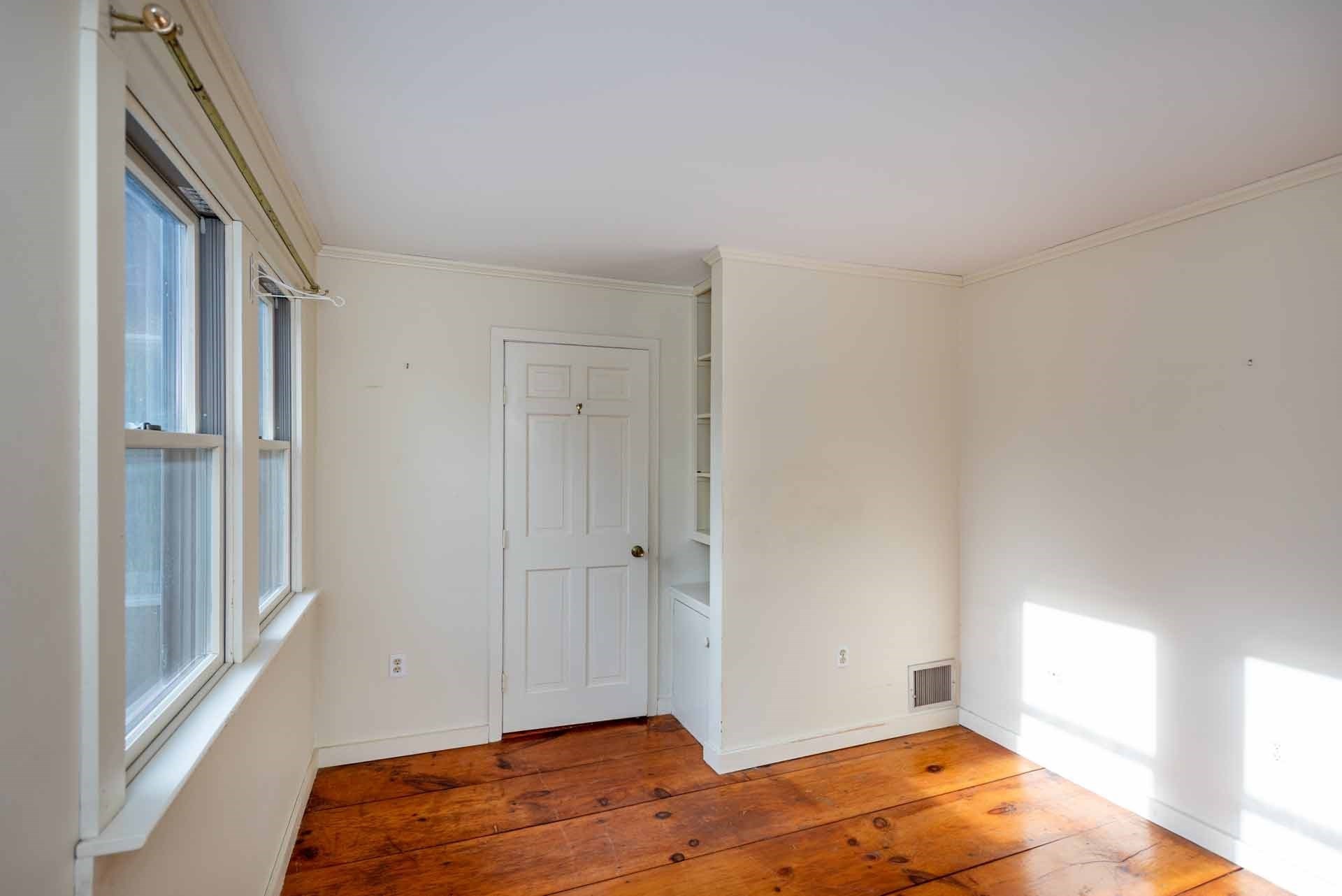 17 Chapman La Property Photo 13