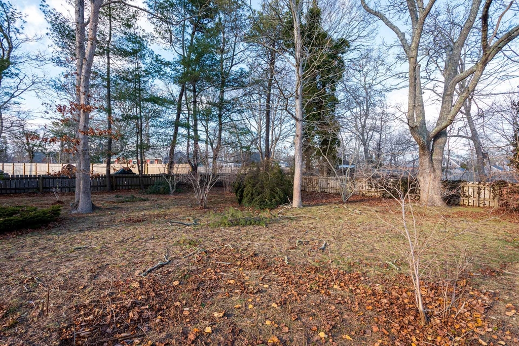 17 Chapman La Property Photo 26