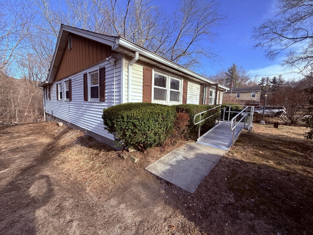 108 Southbridge Rd