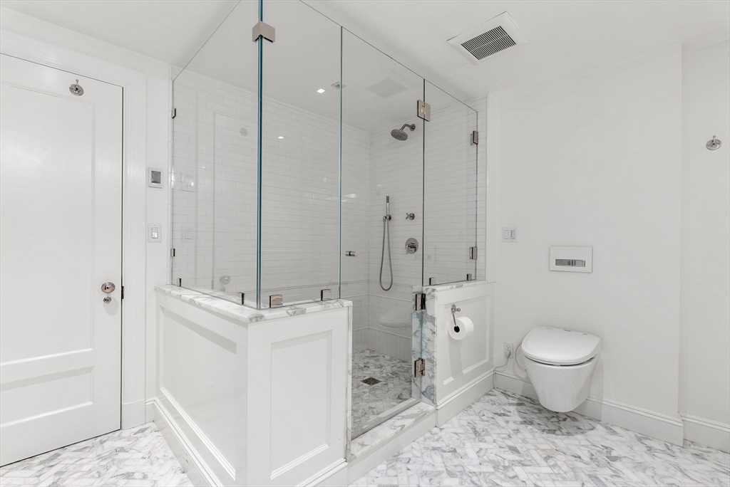 2 Commonwealth # 9a Property Photo 22