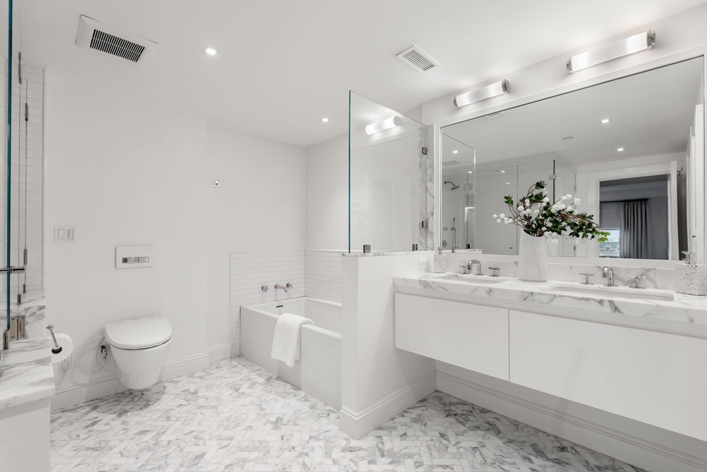 2 Commonwealth # 9a Property Photo 25