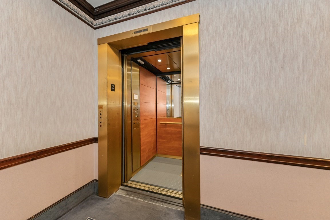 459 Broadway Property Photo 4