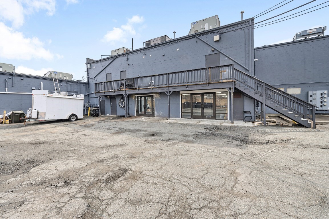 32 Hamilton Street # D Property Photo 2