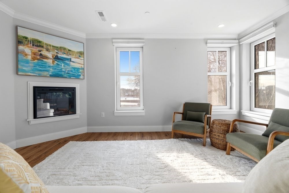 1721 Centre St # 304 Property Photo 6