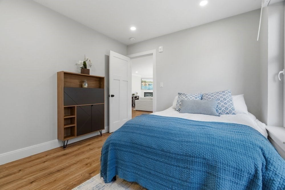 1721 Centre St # 304 Property Photo 24