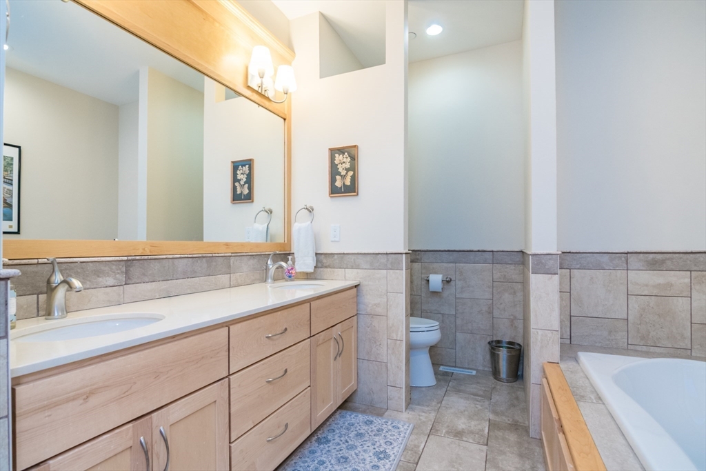 208 Pine Street # 53 Property Photo 16