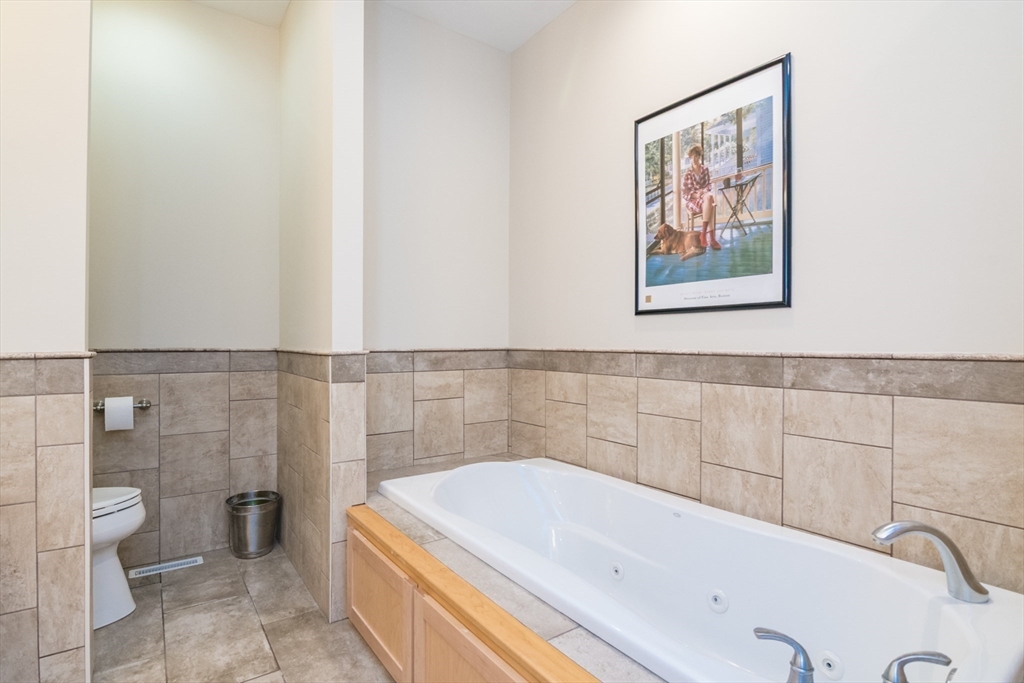 208 Pine Street # 53 Property Photo 17