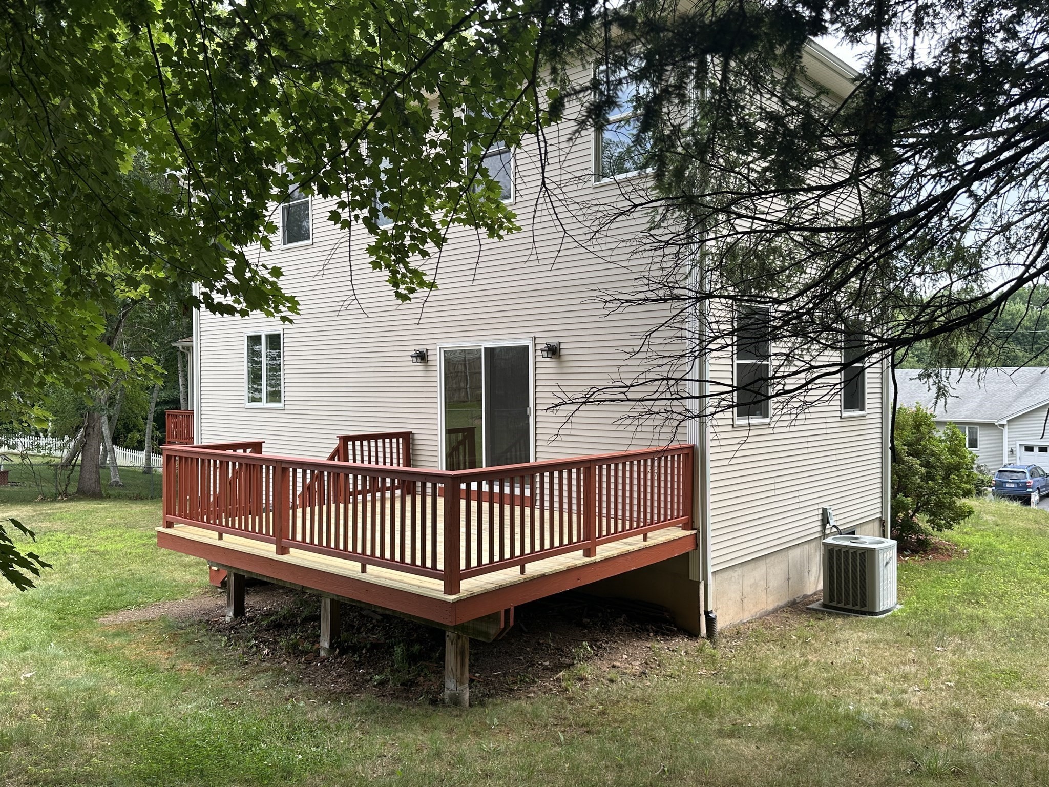 136 Thompkins Avenue Property Photo 6