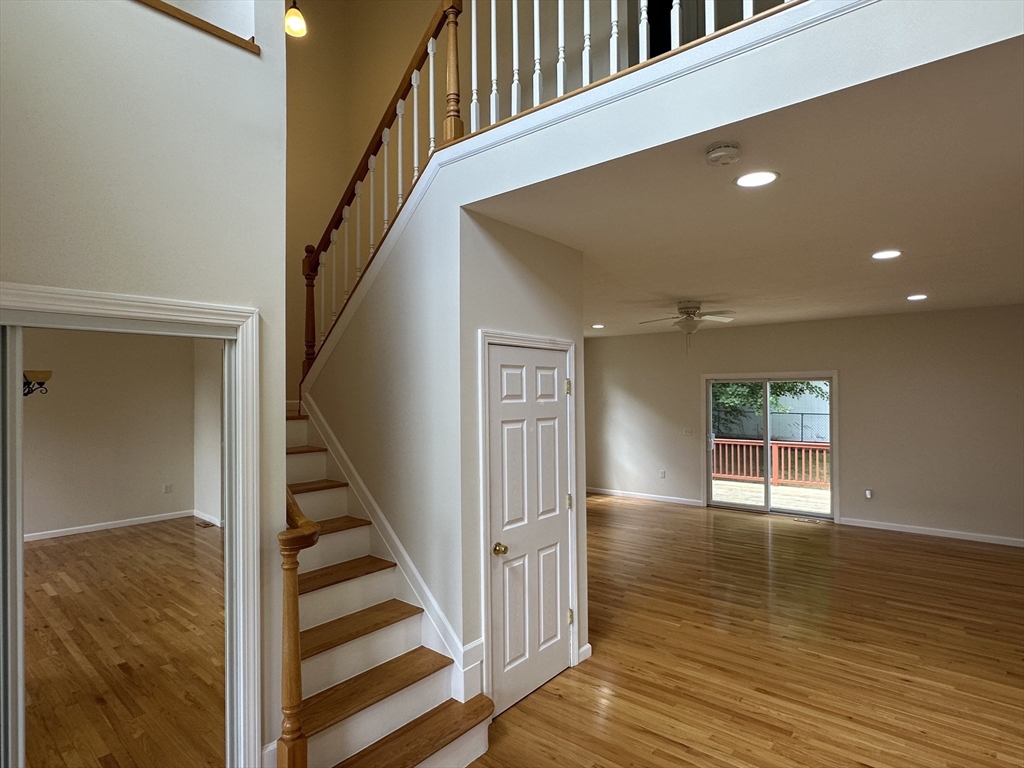 136 Thompkins Avenue Property Photo 8