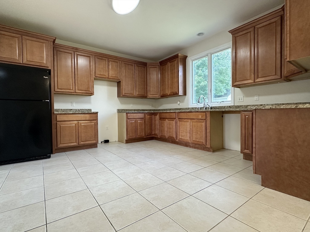 136 Thompkins Avenue Property Photo 11