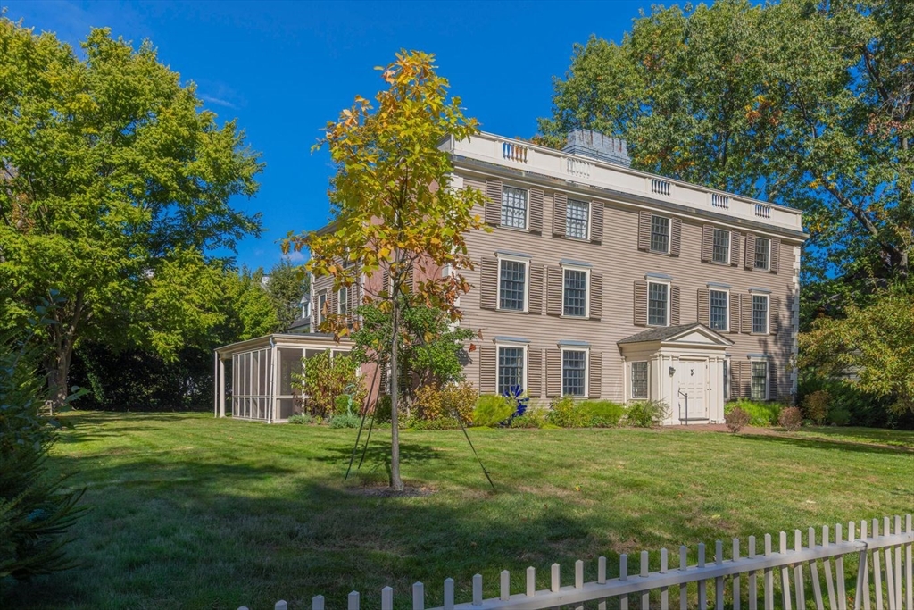 159 Brattle Street Property Photo 3