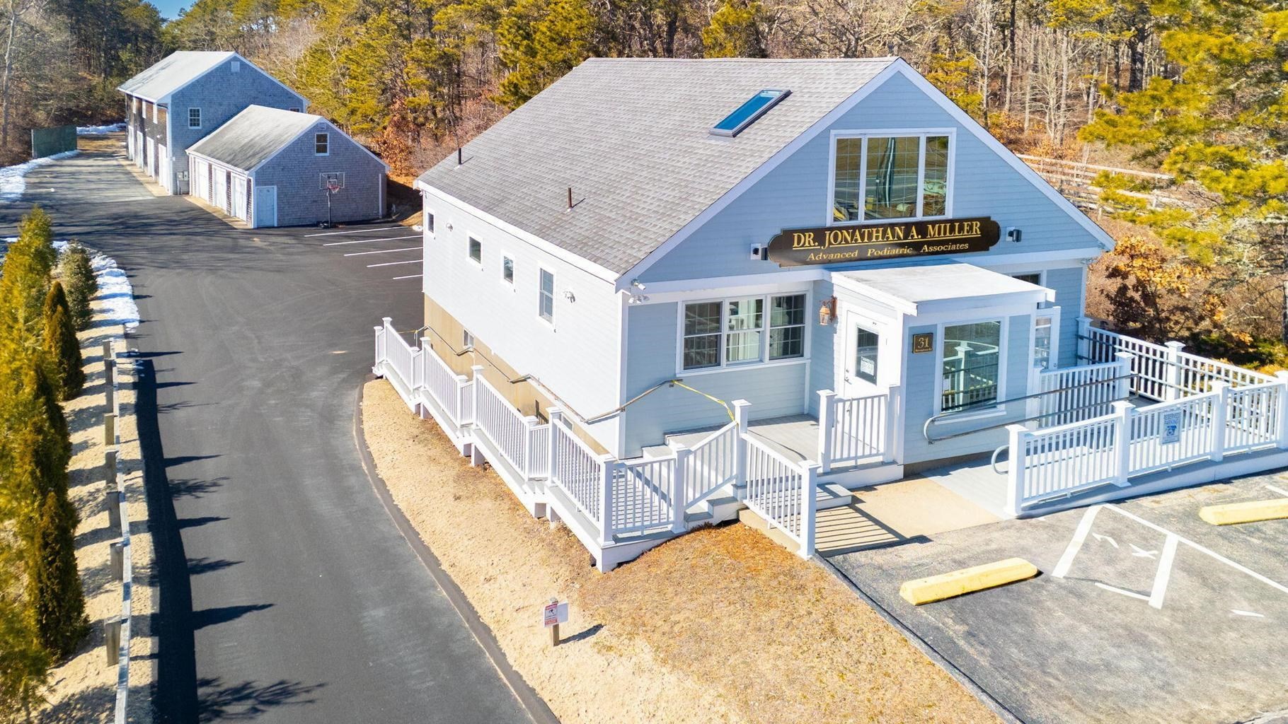 31 Meetinghouse Property Photo 1