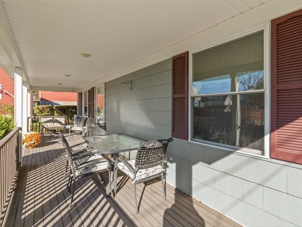 30 Gray St Property Photo 4