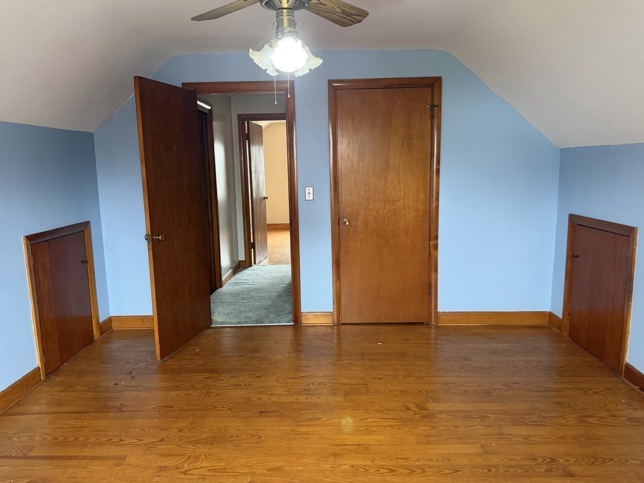 30 Gray St Property Photo 24