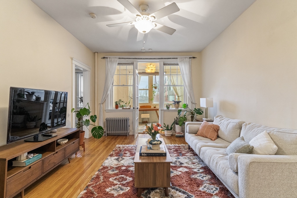 238 S Huntington Ave # 5 Property Photo 2
