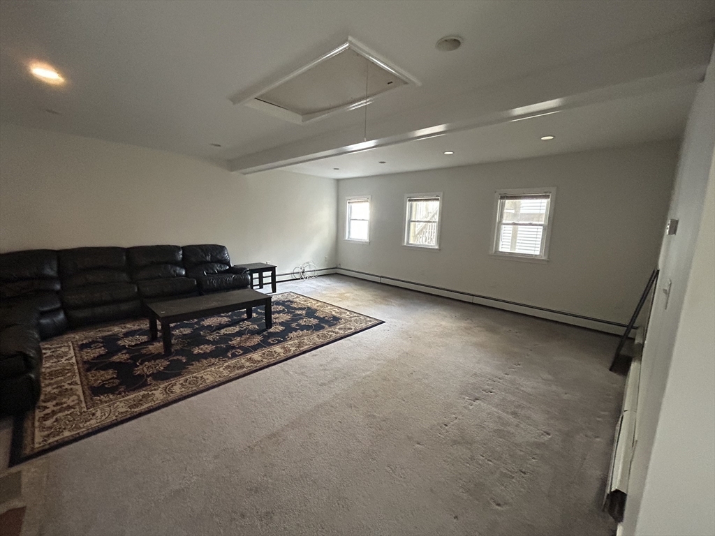 105 Oakdale Ave Property Photo 16