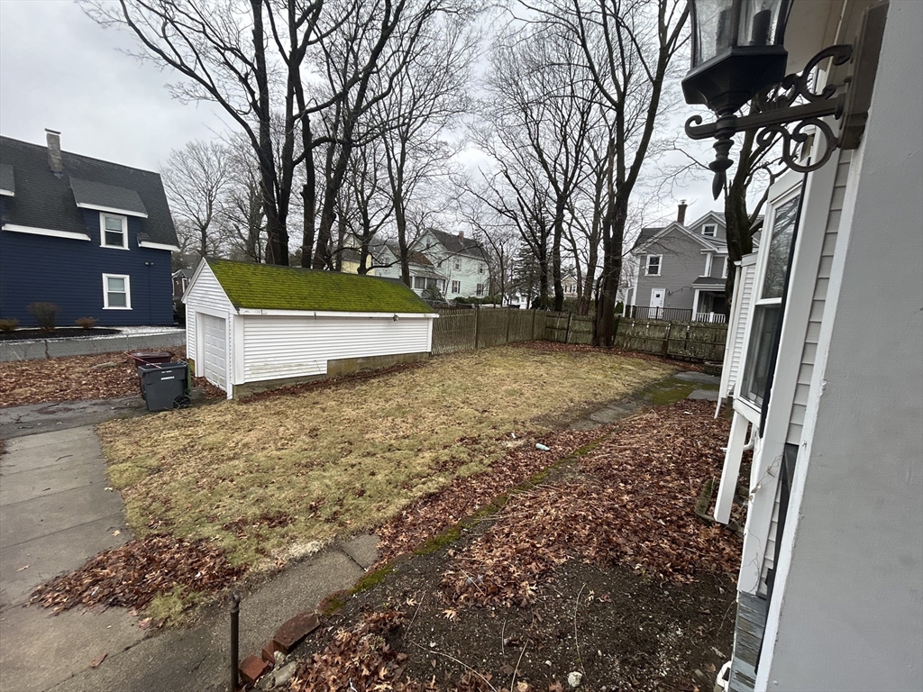 105 Oakdale Ave Property Photo 24